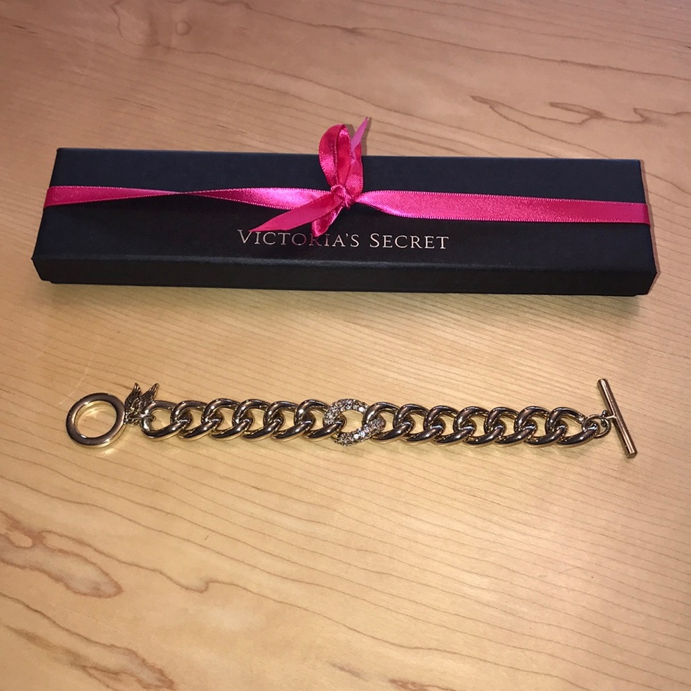 Victoria’s Secret Angels Limited Edition Gold Chain Charm Bracelet